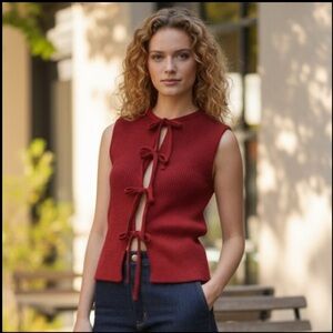 NWT JW ANDERSON Lace-Up Ribbed-Knit Top in Red